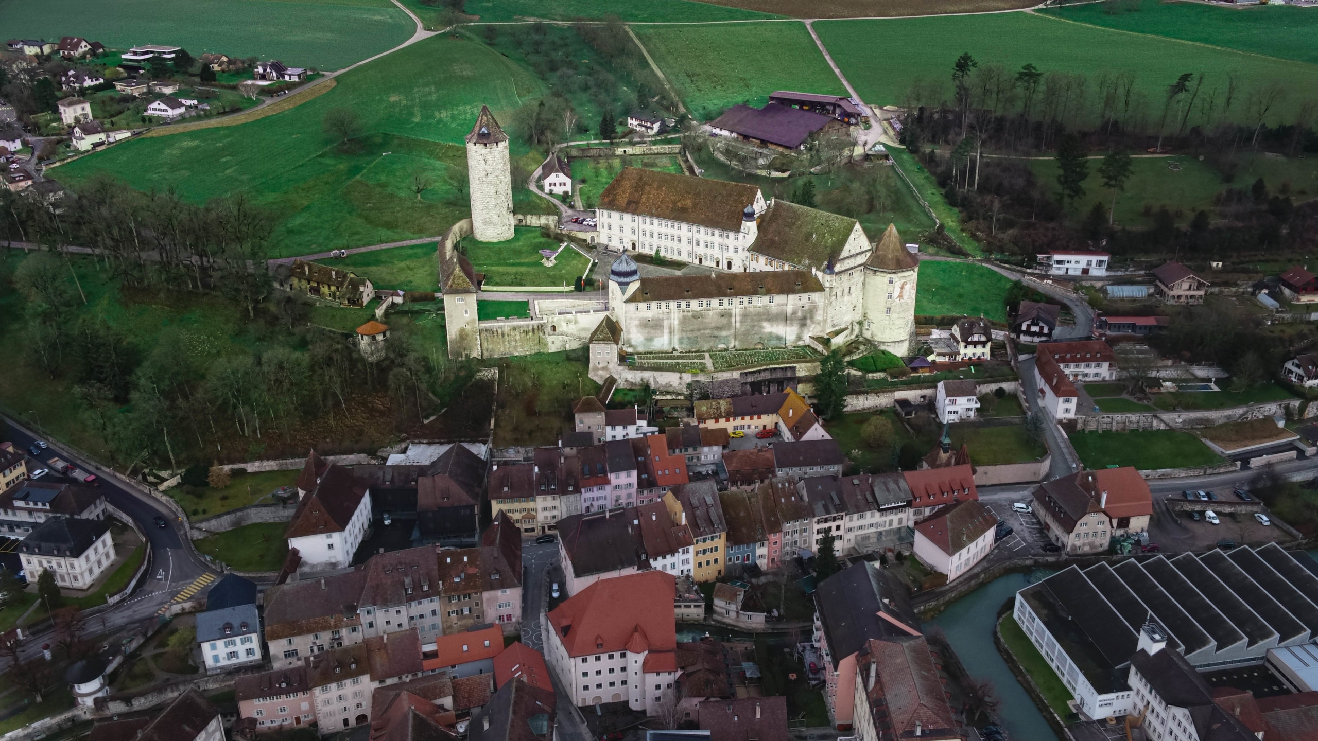 Drone professionnel en vol